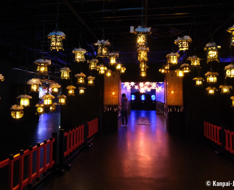 Art Aquarium Museum GINZA (Tokyo), Ginza Mantoro at the entrance of the exhibition Art Aquarium Museum GINZA (Tokyo), Ginza Mantoro at the entrance of the exhibition