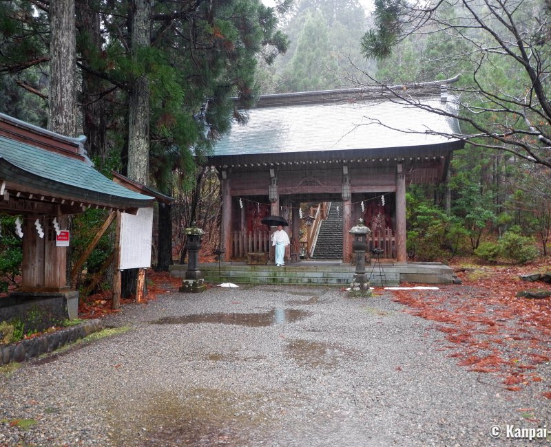 Oga Peninsula (Akita), Entrance of Shinzan-jinja shrine