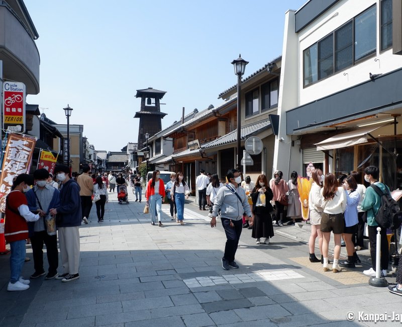 Starbucks Kawagoe Kanetsuki-dori, Street outside the cafe and Toki no Kane tower Starbucks Kawagoe Kanetsuki-dori, Street outside the cafe and Toki no Kane tower