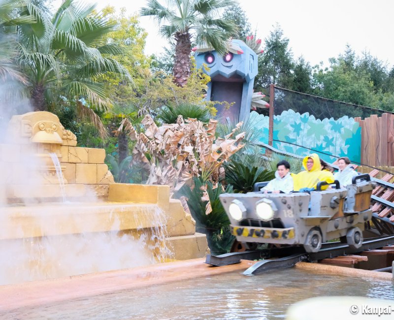 Donkey Kong Country (USJ, Osaka), Ride on the Mine Cart Madness