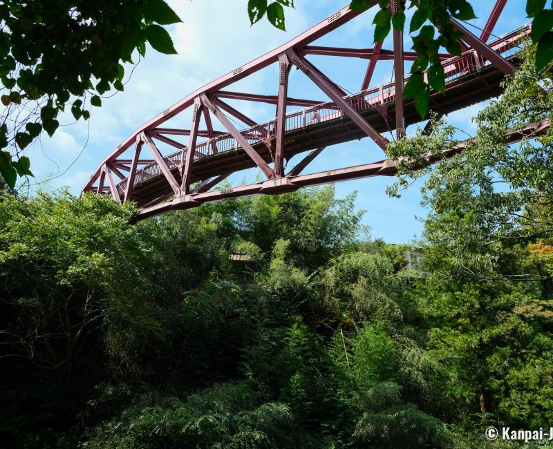 Kakusenkei Gorge (Yamanaka Onsen), View of the Ayatori Bridge Kakusenkei Gorge (Yamanaka Onsen), View of the Ayatori Bridge