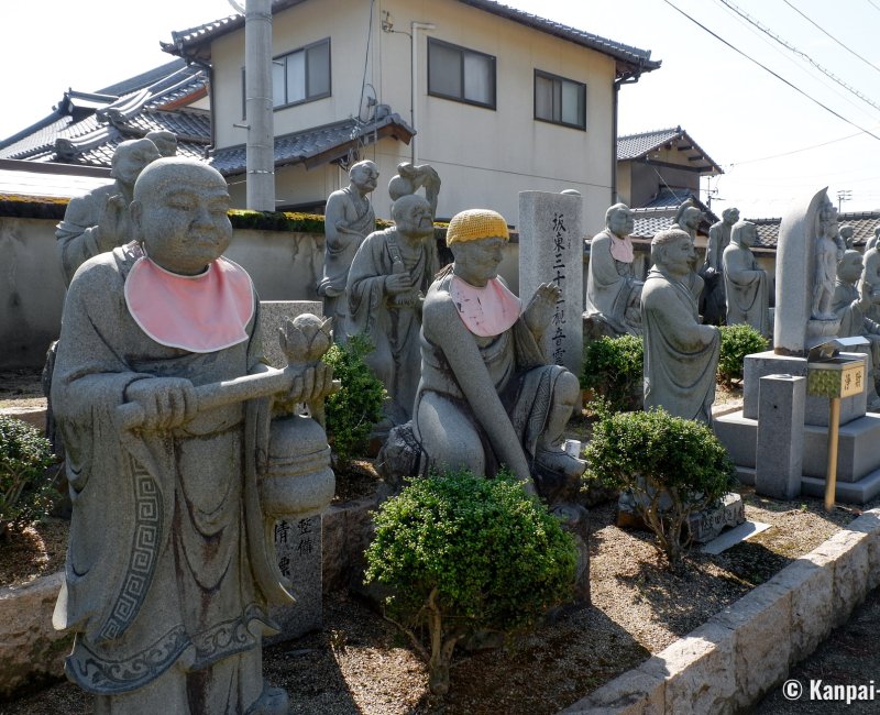Zentsu-ji (Shikoku), Rakan statues of Buddha's disciples, To-in Garan enclosure Zentsu-ji (Shikoku), Rakan statues of Buddha's disciples, To-in Garan enclosure