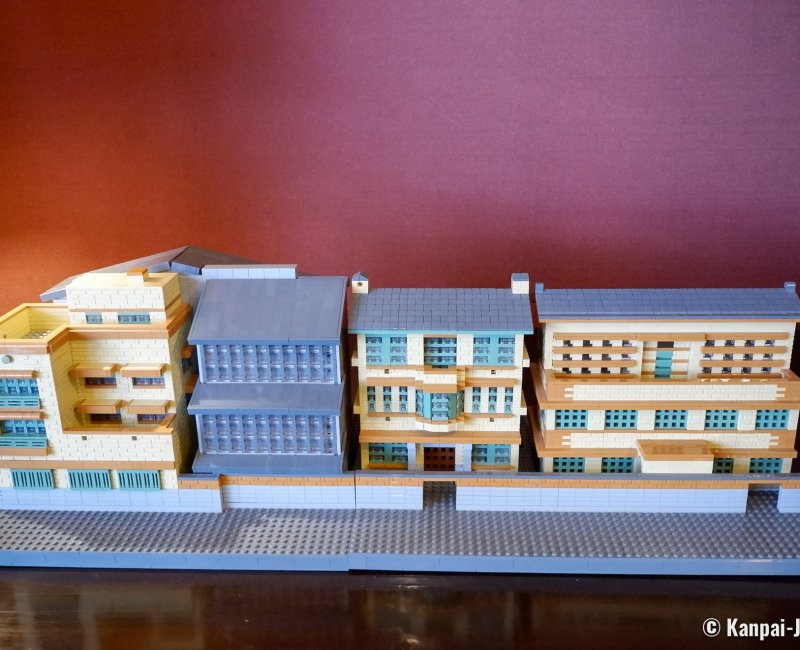 Marufukuro Hotel (Kyoto), LEGO model scale of the hotel after renovation Marufukuro Hotel (Kyoto), LEGO model scale of the hotel after renovation
