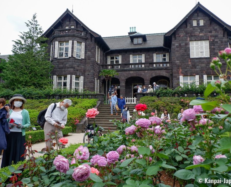 Kyu Furukawa Teien (Tokyo), View on the rose garden in front of the former Furukawa residence 2