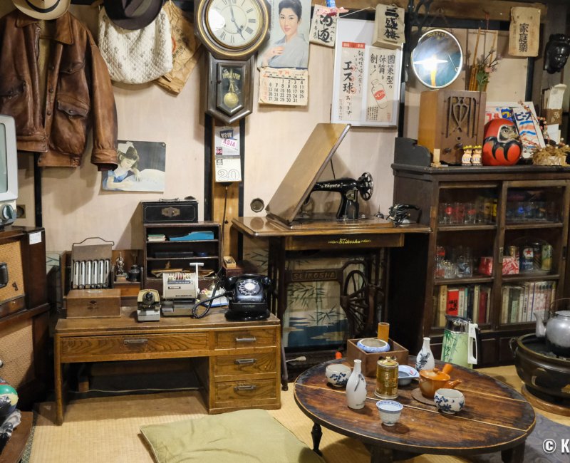 Takayama Showa-kan (Hida-Takayama), Staging of a family living-room