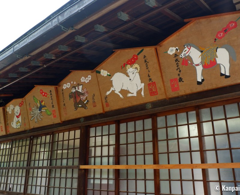 Osaka Tenmangu, Large ema plates illustrated with the Boar, the Dog, the Rooster, the Monkey, the Sheep and the Horse