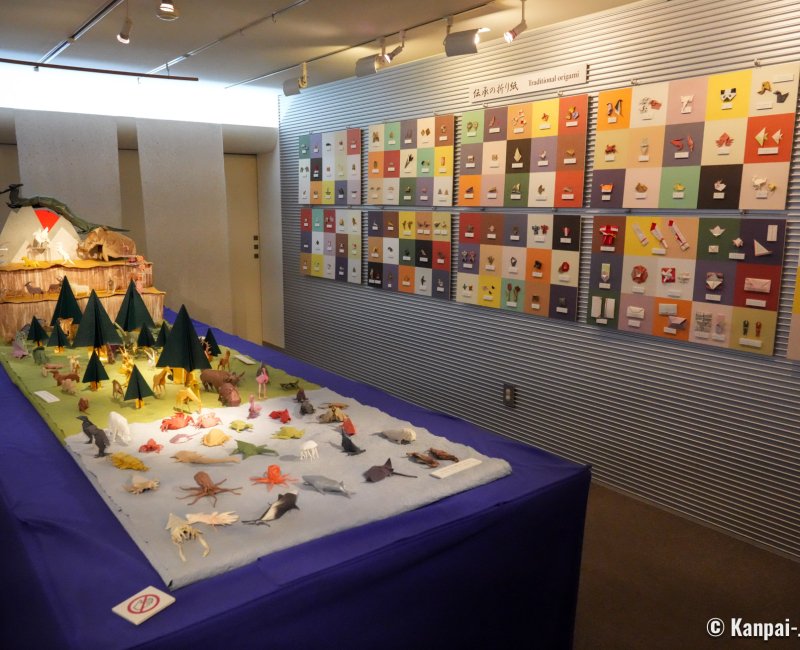 Ochanomizu (Tokyo), Exhibition at the Ochanomizu Origami Kaikan Museum