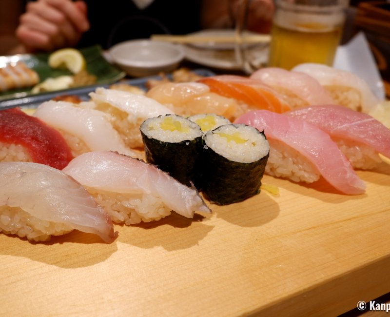 Tokyo Festival Restaurant - Bon Dance Izakaya (Kabukicho), Sushi plate Tokyo Festival Restaurant - Bon Dance Izakaya (Kabukicho), Sushi plate