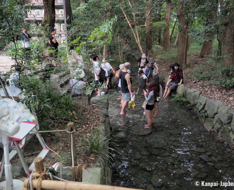 Tadasu no Mori (Kyoto), Mitarashi-sai ritual in the river crossing the forest in summer Tadasu no Mori (Kyoto), Mitarashi-sai ritual in the river crossing the forest in summer