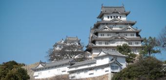 Himeji Castle, The defensive walls and the keep before the 2015 renovation