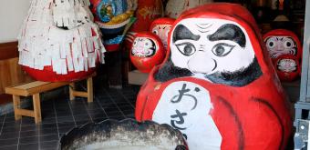 Horin-ji temple (Daruma-dera in Kyoto), Daruma dolls in the Main pavilion