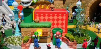 Super Nintendo World (USJ, Osaka), Photo shoot with Mario and Luigi
