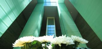 Nagasaki Atomic Bomb Museum, Pillars of light