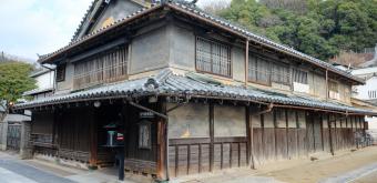 Takehara (Chugoku), Old house near Honmachi-dori preserved district and Saiho-ji temple