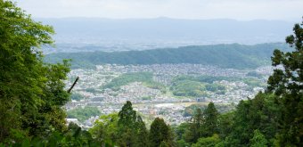 Hozan-ji (Nara), Panoramic view on Ikoma from the temple
