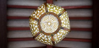 Hozan-ji (Nara), A lantern in a pavilion at the temple