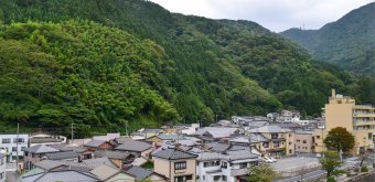 Atsumi Onsen Bankokuya (Tsuruoka), View on the village and the mountains