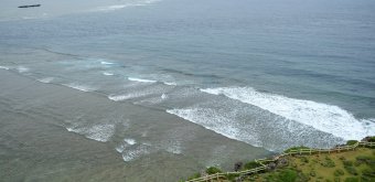 Higashi-Hennazaki Cape (Miyako-jima), View on the East China Sea
