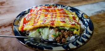 Okinawa Cuisine, Okinawa taco rice and omelet