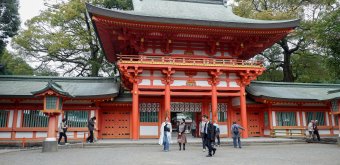Hikawa-jinja (Saitama), Romon gate