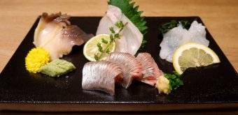 Otaru Masazushi Ginza (Tokyo), Plate with several kinds of sashimi, including herring sashimi
