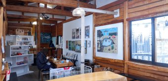 Tsuru-no-yu Onsen (Akita), Inside the a.house Gallery&Cafe