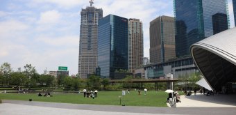 Grand Green Osaka (Umeda), View on the southern side of Umekita Park in summer