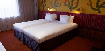 The Royal Park Hotel Maihama Resort Tokyo-Bay (Chiba), Standard Deluxe Quad Mexican Sunflower Room