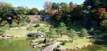 Kanazawa, Gyokusen Inmaru Teien in autumn