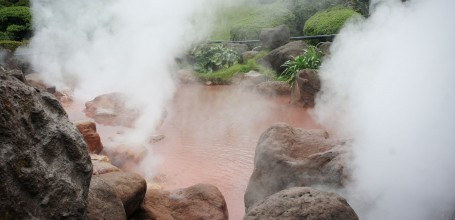 Jigoku Meguri in Beppu, Chinoike-jigoku