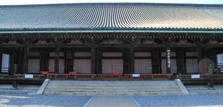 Sanjusangendo in Kyoto, The 120-meters long building 3