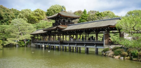 Heian-jingu (Kyoto), Taihei-kaku building (hashi-dono covered bridge)