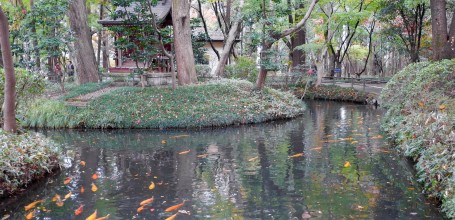 Heirin-ji Temple, Saitama, Benten-do altar and small pond
