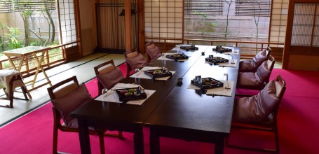 Ikinari-ya Restaurant in Niigata, Dining room
