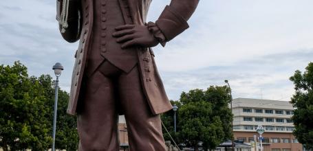 Takashima, Gulliver statue