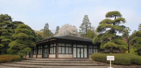 Inui-dori, Reception Building