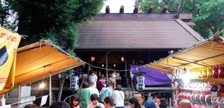 Koenji Awa-Odori (Tokyo), Food and sweets stalls at Koenji Hikawa shrine 2