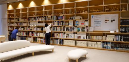 Toyama Prefectural Museum of Art and Design (TAD), Library