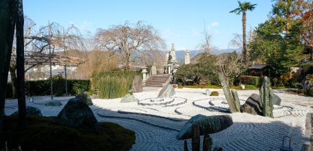 Enko-ji, View on Honryutei garden 4