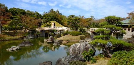 Daisen Park (Sakai, Osaka), Pond in the Japanese garden
