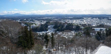 Nihonmatsu (Fukushima), Panorama on the city from the castle park's ruins