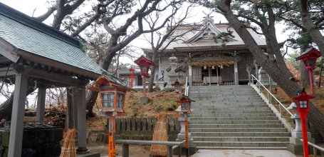 Takayama Inari-jinja (Aomori), Worshipping hall Haiden