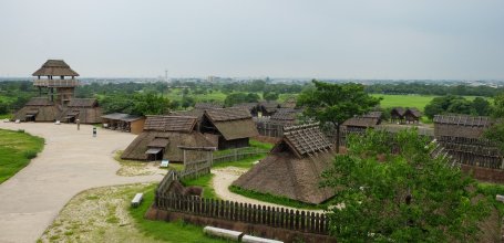 Yoshinogari Historical Park (Kanzaki, Saga), Reconstitution of a Yayoi period village