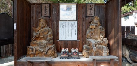 Morioka Hachiman-gu, Statues of Ebisu and Daikokuten