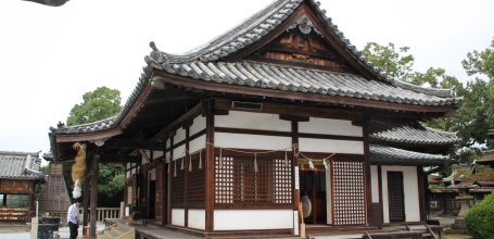 Achi-jinja (Kurashiki), Haiden worship pavilion