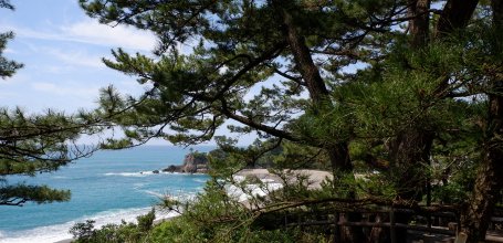 Katsurahama (Kochi), View on the Pacific Ocean and the beach from its entrance