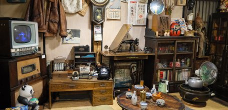 Takayama Showa-kan (Hida-Takayama), Staging of a family living-room