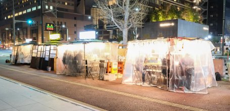 The Royal Park Canvas Fukuoka Nakasu (Kyushu), Yatai food stalls at the foot of the hotel in winter