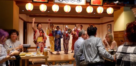 Tokyo Festival Restaurant - Bon Dance Izakaya (Kabukicho), Dinner-show themed on matsuri festivals and Bon Odori dances