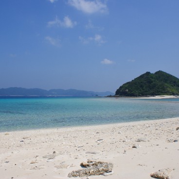 Zamami Island (Okinawa), White sand beach 2